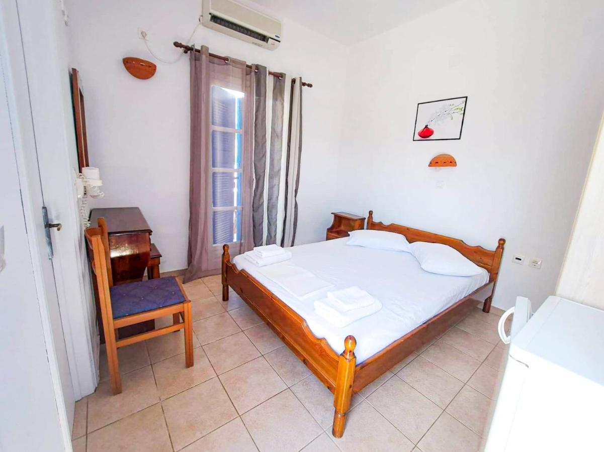 Sifneiko Arxontiko Hotel Fáros Room photo